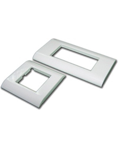 Накладка пластиковая TWT-FR45x90 в Миассе Аксессуары для стоек и шкафов Pintop.ru